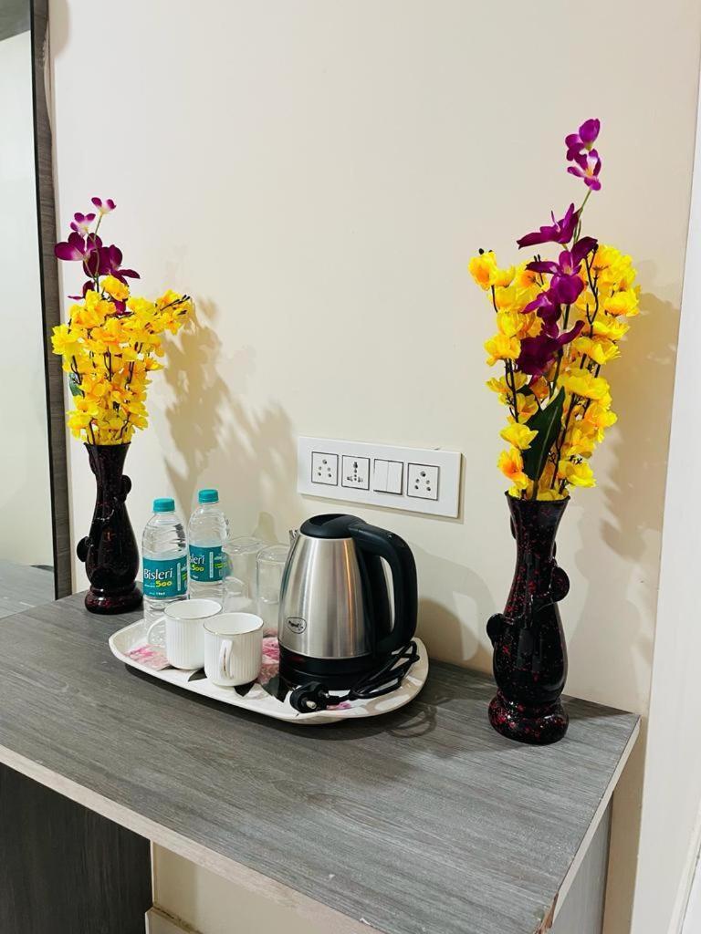 Hotel Blue Petals Shamshabad Exterior photo